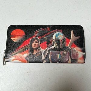 Disney Star Wars The Mandalorian Zip Around Wallet